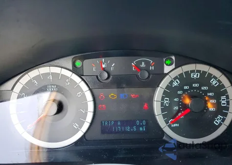 2010 Ford Escape Limited z USA, uszkodzony, nr VIN 1FMCU0EG0AKC96193